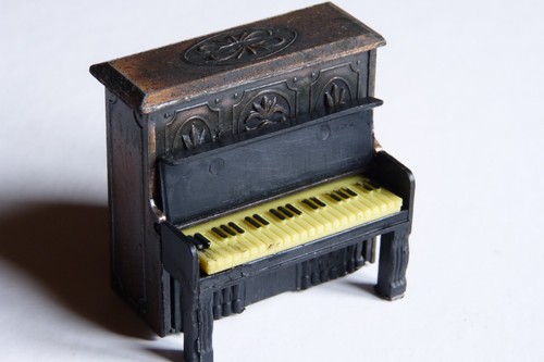 Taille crayons ancien copie - taille-crayons,