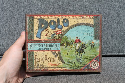 Ancienne boite tôle - boite,
