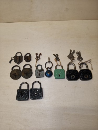 Lot cadenas anciens - lot,