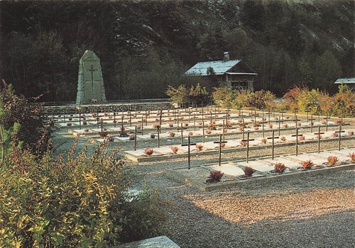Thones cimetiere militaire - 74,