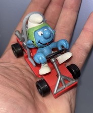 SCHTROUMPFS VOITURE COURSE