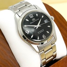 Montre squelette automatique