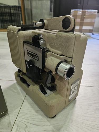 Projecteur film phonomatique