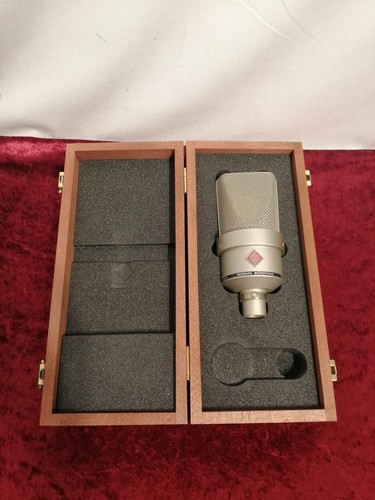 Microphone condensateur - à,