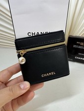 étui rigide Chanel beauté en