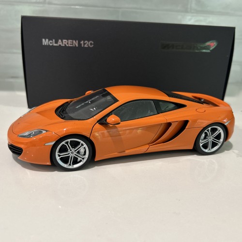 Autoart mclaren mp4 12c - 1/18,