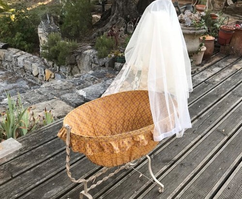 Berceau poupée ancien en - de,