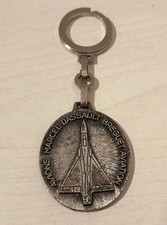 RARE OLD MIRAGE 2000 AIRCRAFT KEYCHAIN marcel DASSAULT breguet AVIATION
