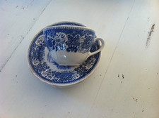 6 assiettes une tasse Villeroy