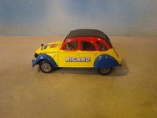 1/43 CITROEN 2 CV BERLINE PUB