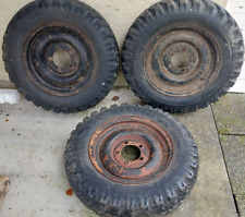 pneu et jante  jeep  remorque  6.00 - 16  WW2 jeep dodge gmc (lot x 3 pièces)