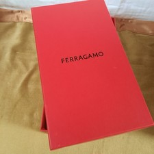 Boite FERRAGAMO 18.50x32x11.50