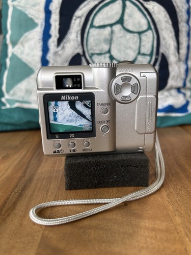 Nikon coolpix 775 - 775, vintage
