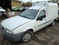 Toutes pièces Ford courrier 4