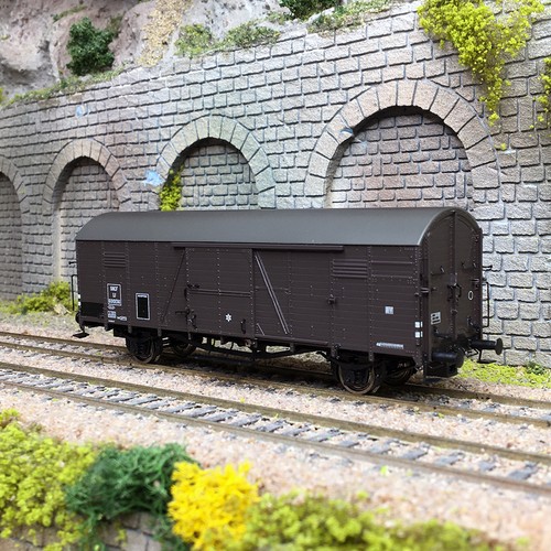 Wagon couvert marchandises - wagon, de