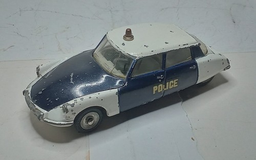Dinky toys ancien 530 - dinky,