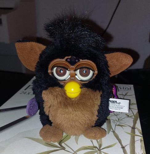 Furby tiger electronics 1999 - tiger,