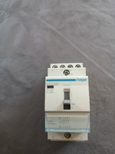 HAGER ETC425 Contacteur Jour-Nuit 25A, 4F, 230V