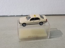 HERPA HO. VOITURE MERCEDES BENZ C 220. EN BOITE