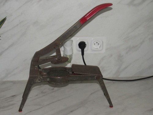 Ancien coupe frites vite - coupe,