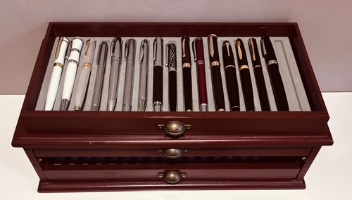 Lot stylos de collection - 31,