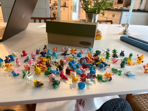 About 100 tiny pokemon