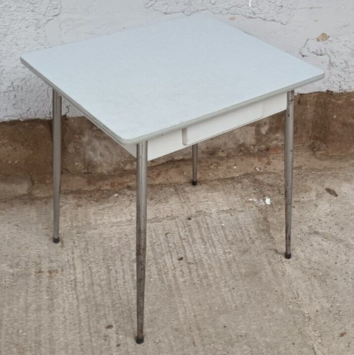 Table manger vintage - table,