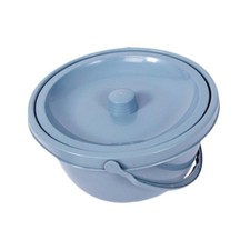 Seau de toilette, chaise