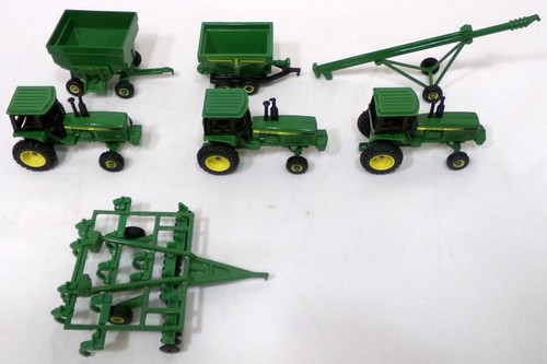 Lot vintage ertl john deere - lot,