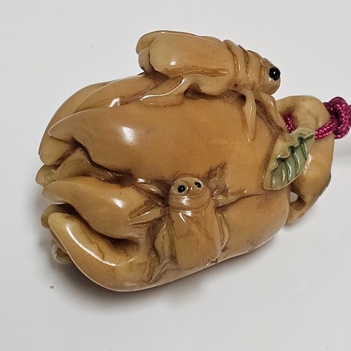 Netsuke volants noyer - netsuke, du