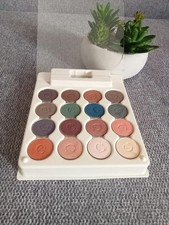 Couleur caramel Palette de 16