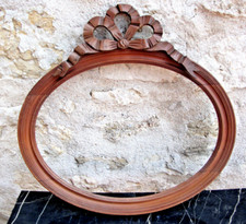 Cadre XIXème ovale en bois