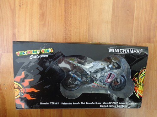 Minichamps valentino - 1/12,