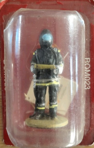 Figurine pompier allemand - pompier,