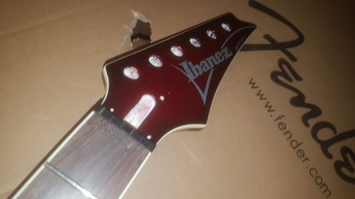 Ibanez saber - 90's,