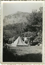 OLD PHOTO - VINTAGE SNAPSHOT - CAR CAMPING TENT - CAR 1930