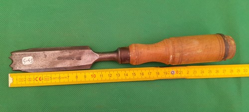 Outil ancien ciseau bois - ancien,