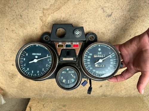 Original suzuki 750 clocks - gt,