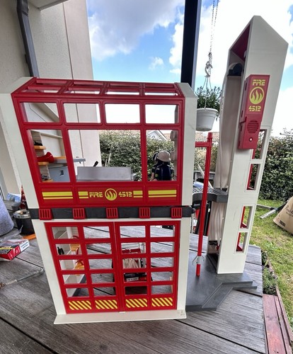 Playmobil caserne pompiers - caserne, de