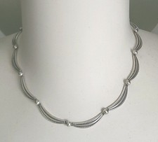 Collier ancien argent massif