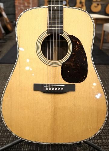 Martin modern deluxe 2023 - modern,