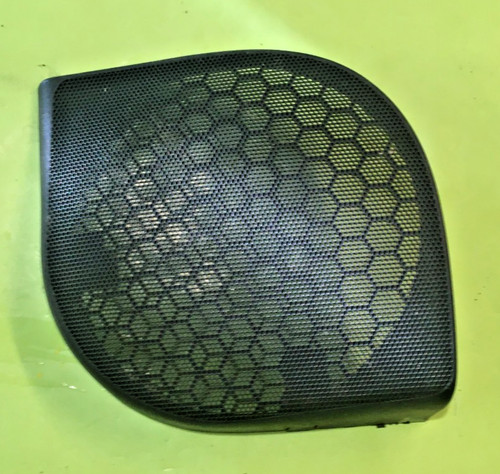 Grille haut parleur porte - de, haut-parleur