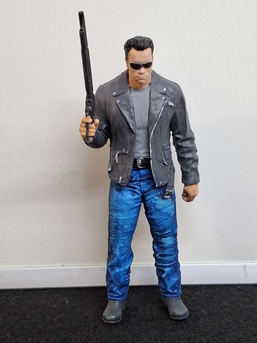 Figurine peinte main - figurine, a