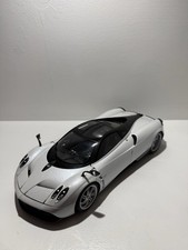 Autoart Signature 1/18 78267