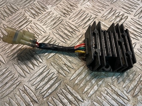 Regulateur tension quad - regulateur, de