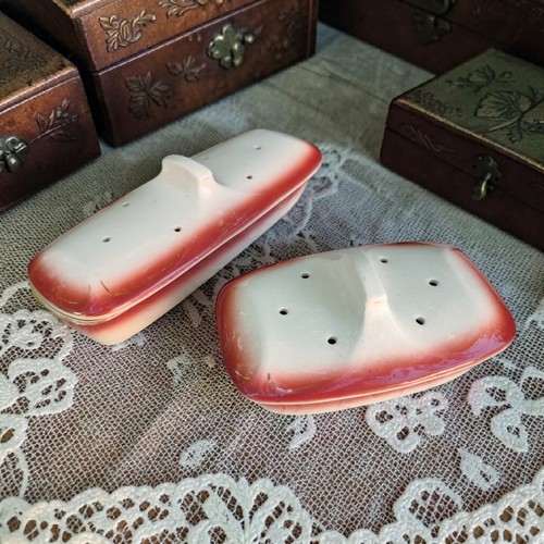 Ancien ensemble toilette