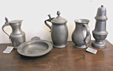 LOT D'OBJETS EN ÉTAIN