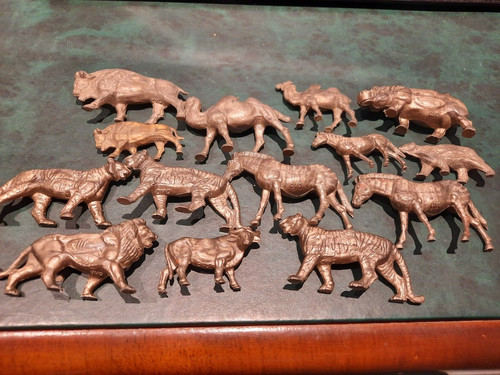 15 figurines - de,