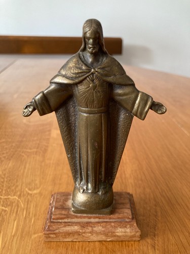 Statue christ sacré - sacré, cœur