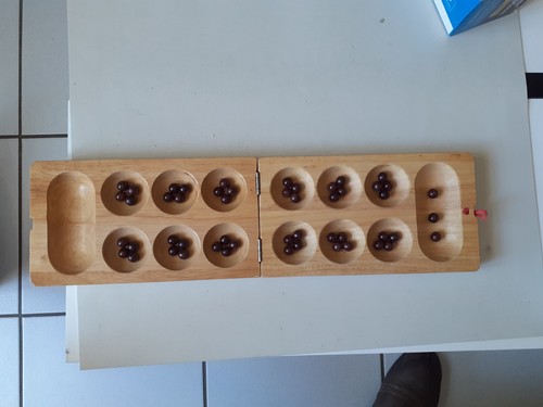 Jeu mancala awalé - /, en